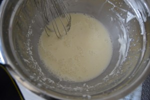 Un tiers de crème fouettée / mélange citron vert