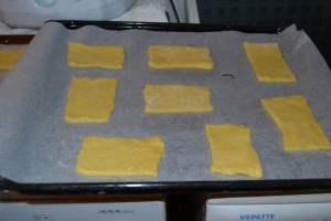rectangle de pâte à brioche