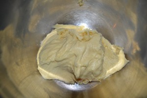 pâte brioche lisse et homogène