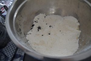 graines de vanille ajouter aux poudres