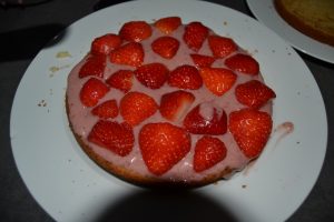 curd recouvert de fraises fraîches