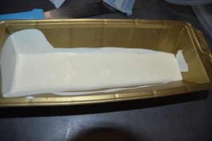crème bavaroise vanille verser dans le moule