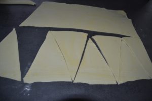pâte couper en triangle