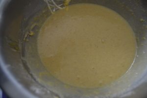 ajout du lait petit à petit obtention d'une pâte homogène