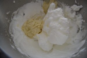 chocolat blanc ajouter au blanc en neige