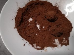 ganache roulé dans le cacao