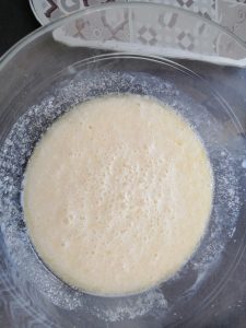 mélange beurre fondu et lait