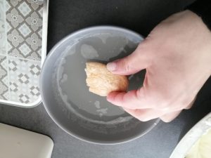 biscuits imbibé dans le sirop citron