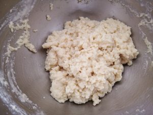 pâte après mélange du lait- beurre