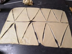 triangle découper dans la pâte